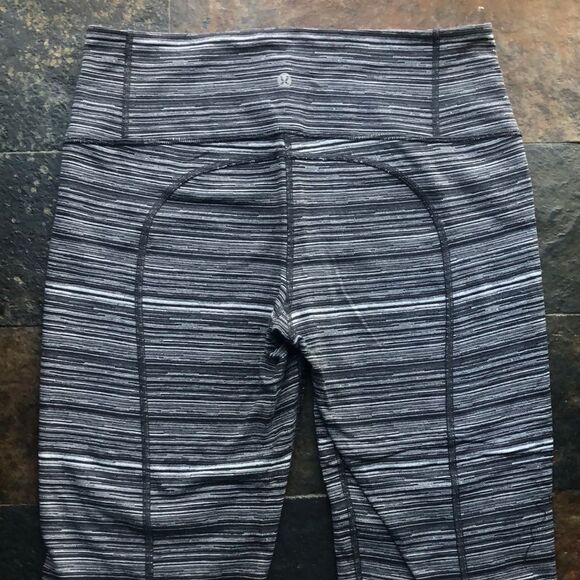 𝅺EUC Lululemon leggings